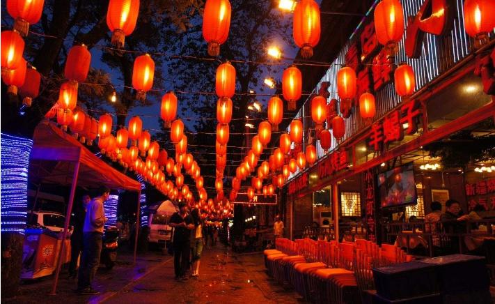 北京小吃最多的地方,到底是簋街还是牛街?