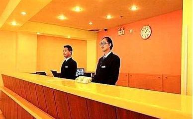 在日本东京住宿,对早上敲门的“美女”别好奇,前厅小妹道出内幕