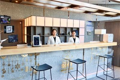 朗丽兹酒店以主动服务,为顾客创造非凡住宿体验