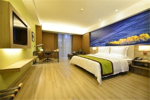 情侣住酒店,为何都会建议进门后关一会灯呢 前台 都是为了你好